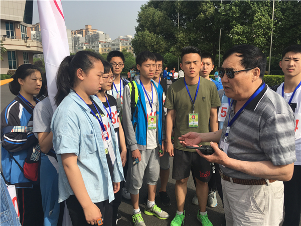 张林老师进行赛前动员