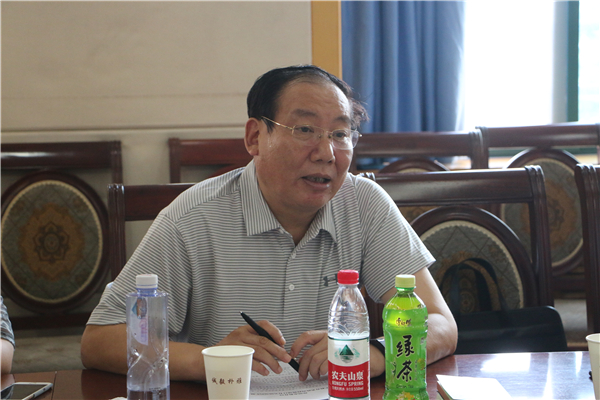 张大龙副局长进行政府类投资项目情况汇报