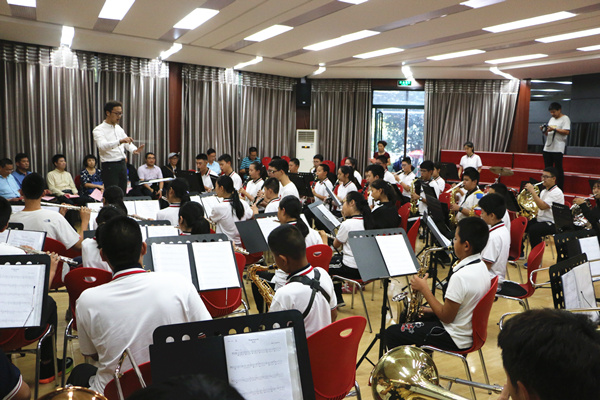 学校管乐团展示