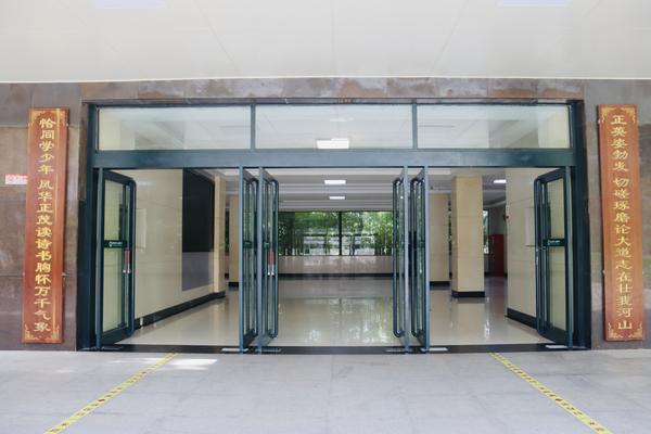 大学堂选