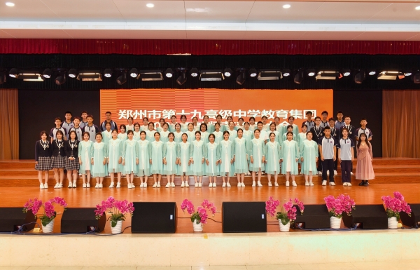 14合影留念1_副本