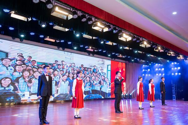 2配乐诗朗诵《师恩如海》 (1)