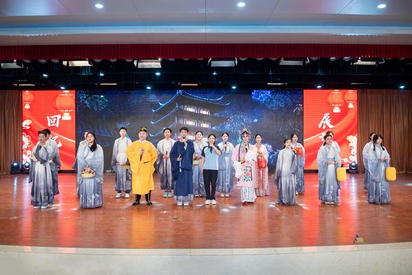 4校园剧《时代风华》 (1)