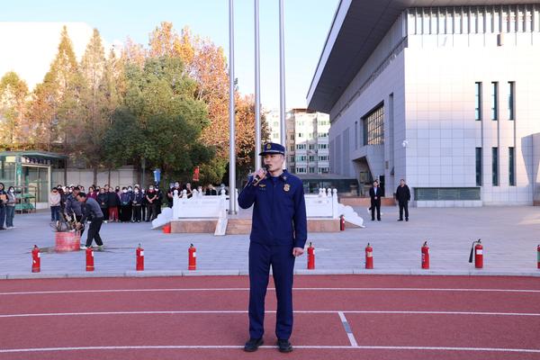 4消防员系统讲解安全知识