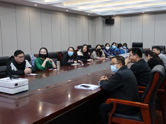 砥砺前行 遇见更好的自己——高三年级英语微演讲比赛第二期顺利进行