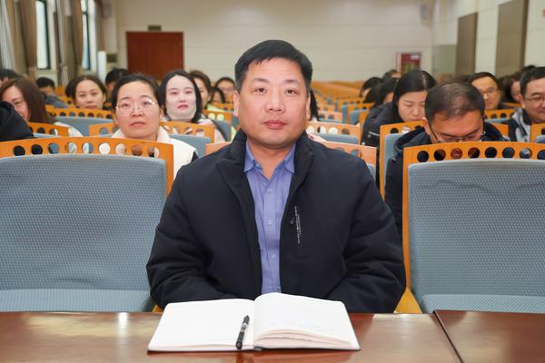 3党委副书记、校长张浩出席会议