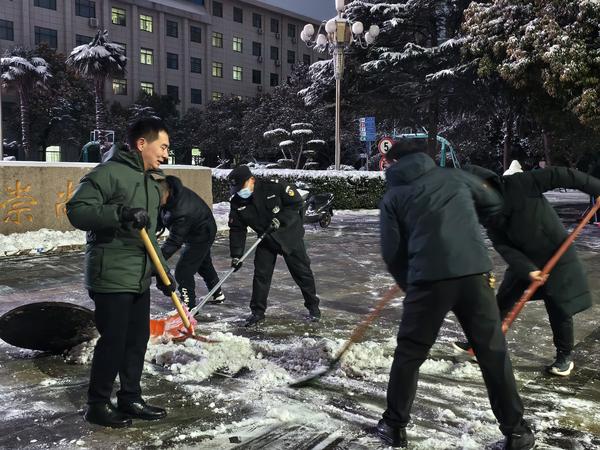 cca0e57a02b2da44827b2e63963a1225