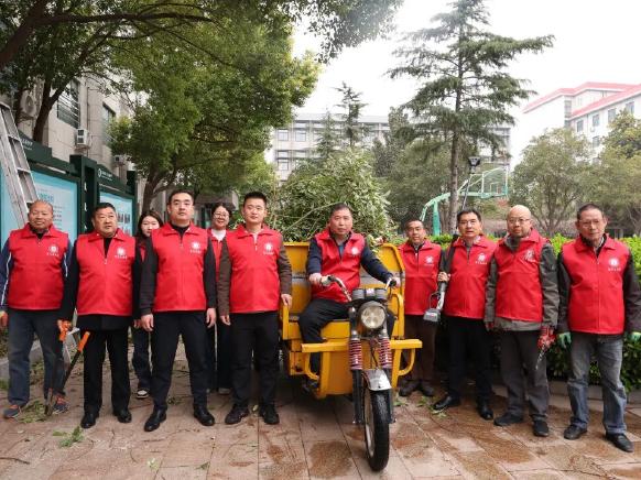 志愿化春色，劳动美校园——郑州市第十九高级中学开展志愿服务劳动教育实践活动